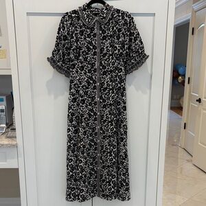 Max studio size medium Elegant Black and White Floral Dress